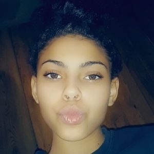 Meet your Posher, Adrian